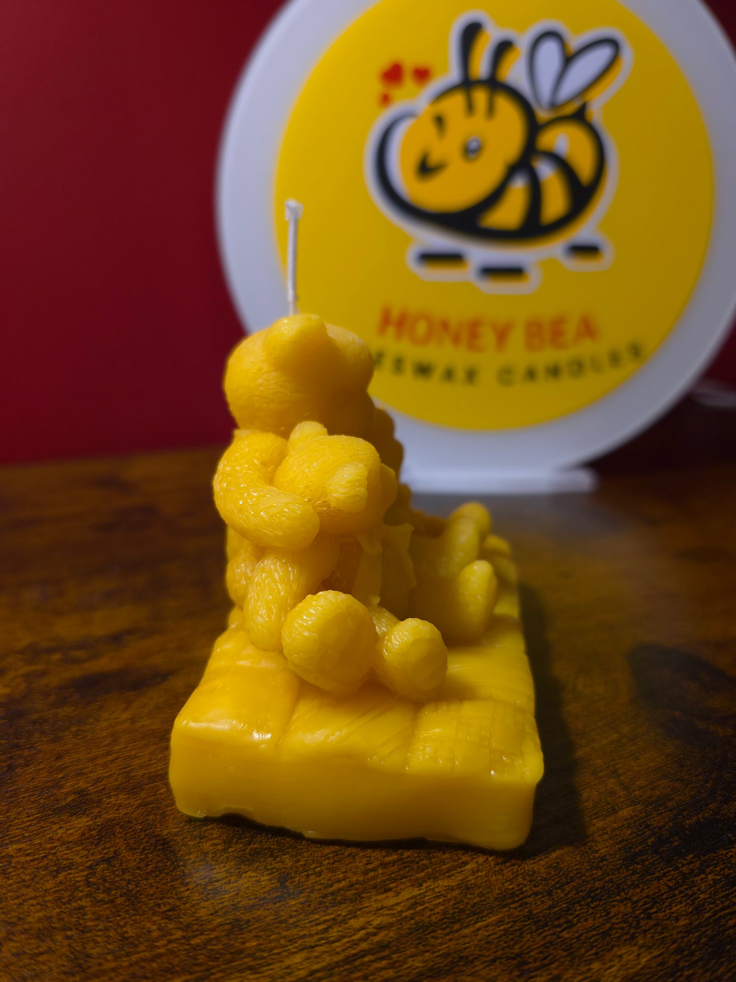 Handmade Pure Beeswax Teddy Bear Family Candle – Natural Scented, Perfect Gift